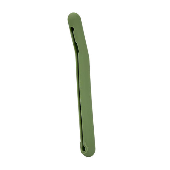 the leaf dermaplaner cover in green silicone